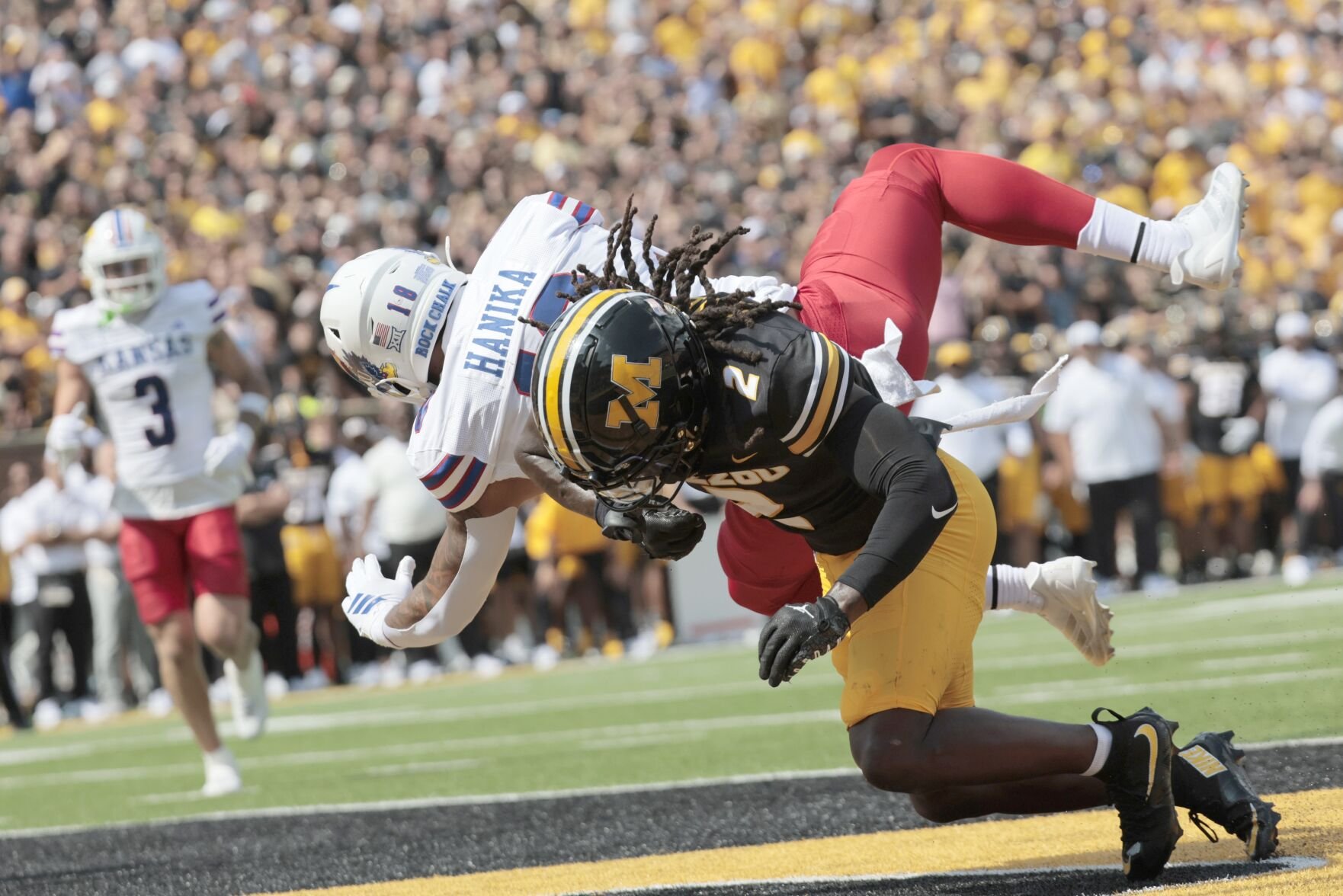 Border War returns as Mzzou host Kansas